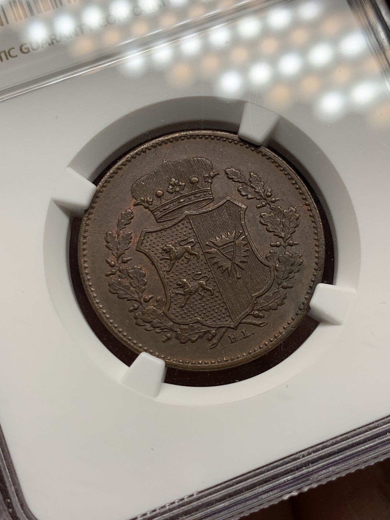 《竞宝斋》第263场-周日，周一 2场连拍 (全场包邮) NGC MS61BN 丹属德国1850年石勒苏益格荷尔斯泰因1先令铜币，非常少见的德邦品种。书价高，XF品参考价65美元，MS级更是难得一遇