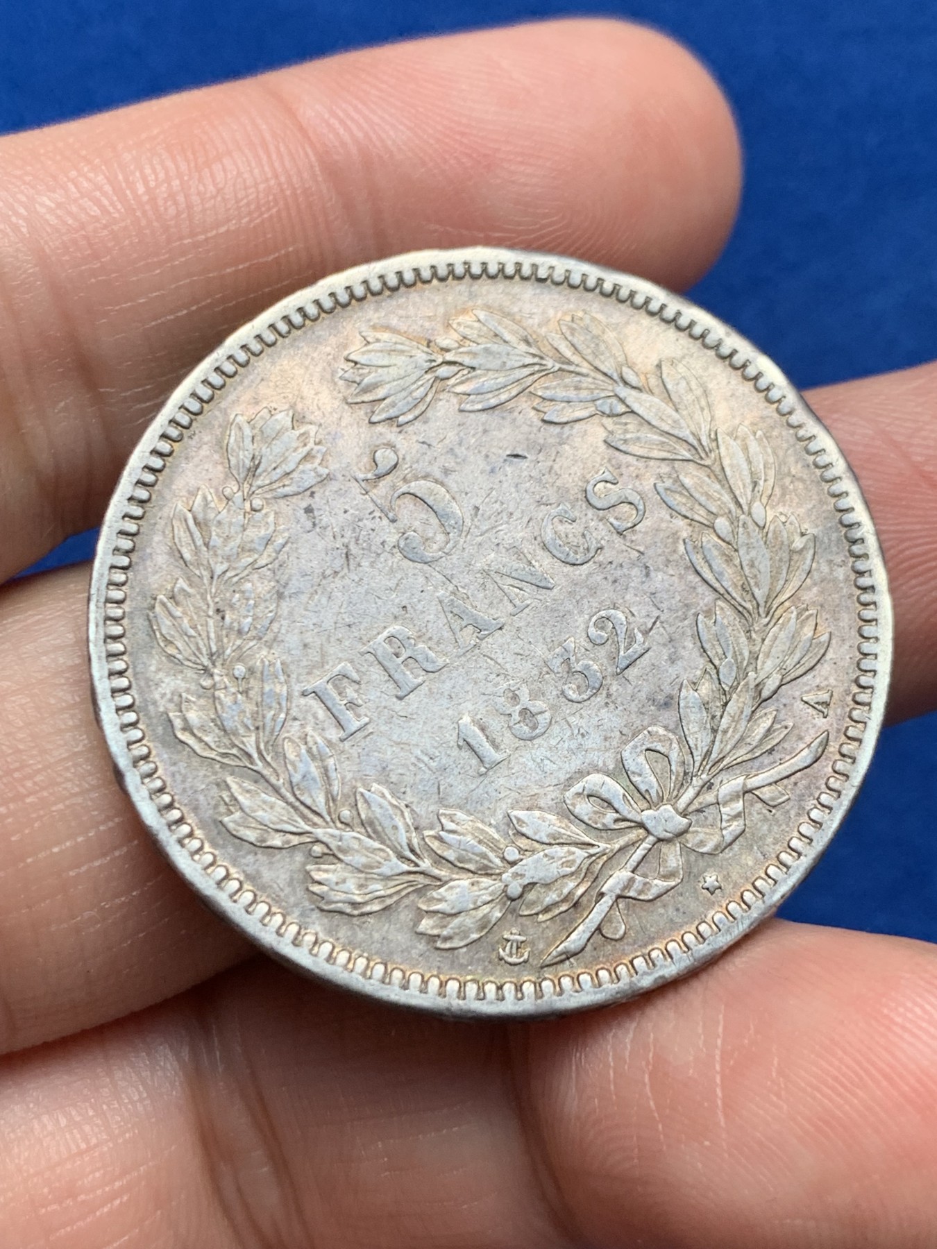 《竞宝斋》第263场-周日，周一 2场连拍 (全场包邮) 法国 1832年 5法郎 菲利普一世 大银币