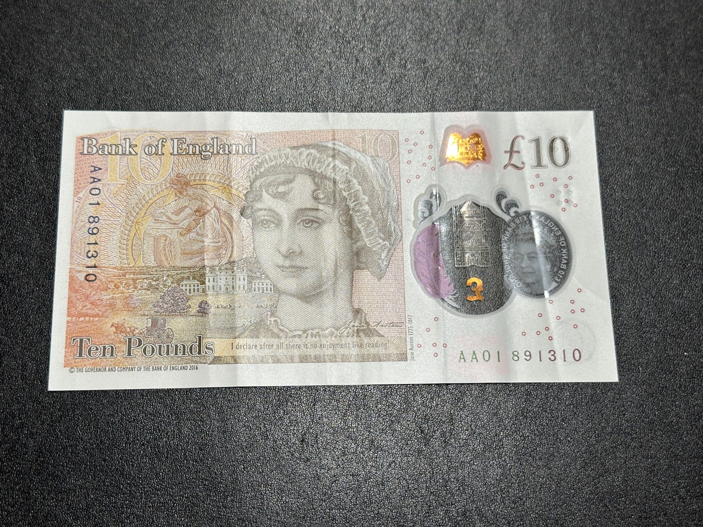 《外钞收藏家》第三百六十五期（连拍第二场） 英国最新版10镑 AA01首发冠 无47 有折