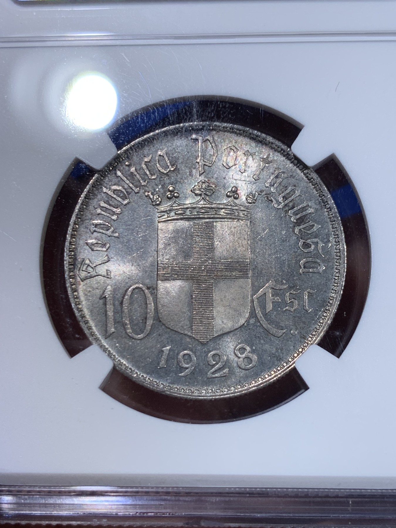 《竞宝斋》第263场-周日，周一 2场连拍 (全场包邮) NGC MS64 葡萄牙1928年奥里基战役10埃斯库多纪念银币，蓝灰色包浆，状态一流