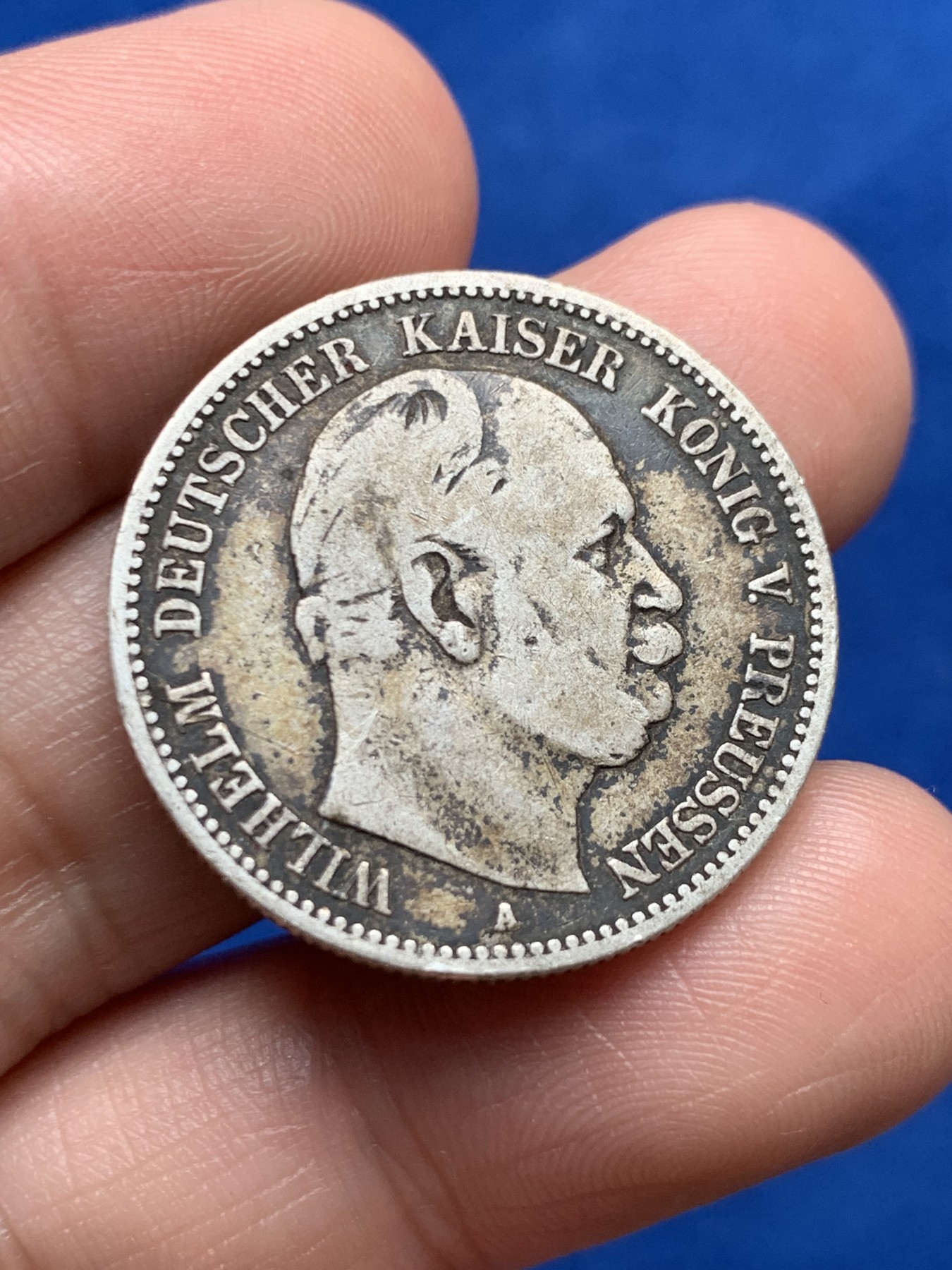 《竞宝斋》第263场-周日，周一 2场连拍 (全场包邮) 1876A德国威廉一世2马克银币，币制改革后首年版，克书价非常高