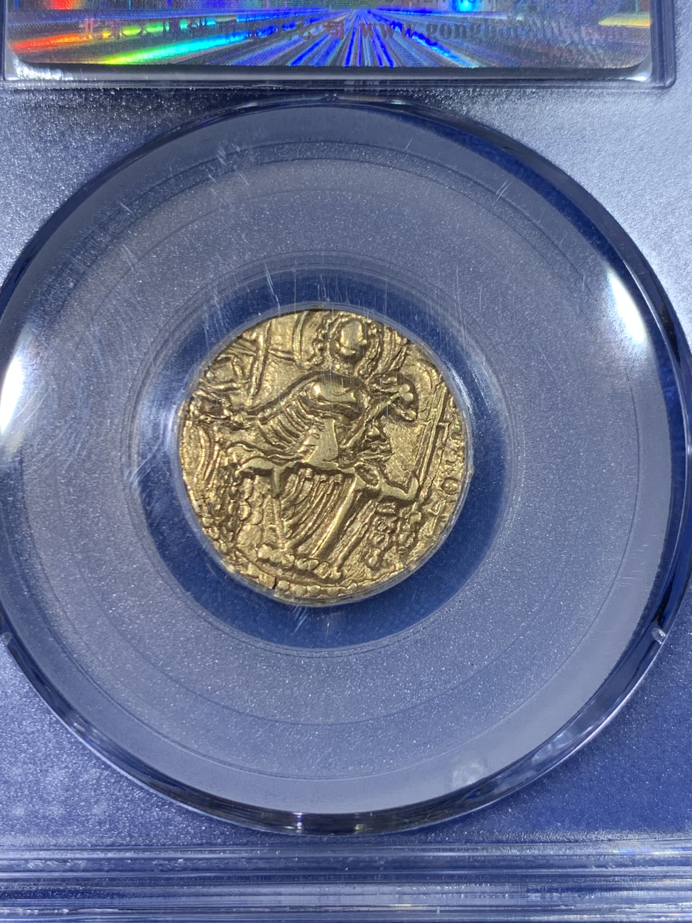 《竞宝斋》第263场-周日，周一 2场连拍 (全场包邮) 公博AU55 贵霜王朝 公元305-335 莎迦一世 金币 7.7克 双面人物打制清晰 实属难得