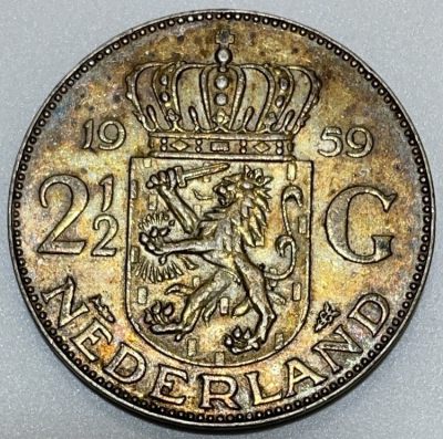 文馨钱币收藏120 场，中外古币，版本明细分好了（单场拍五件以上送随机硬币两枚） - 老彩包浆 1959 年荷兰朱莉安娜女王 2-1/2 盾大银币，包浆真漂亮