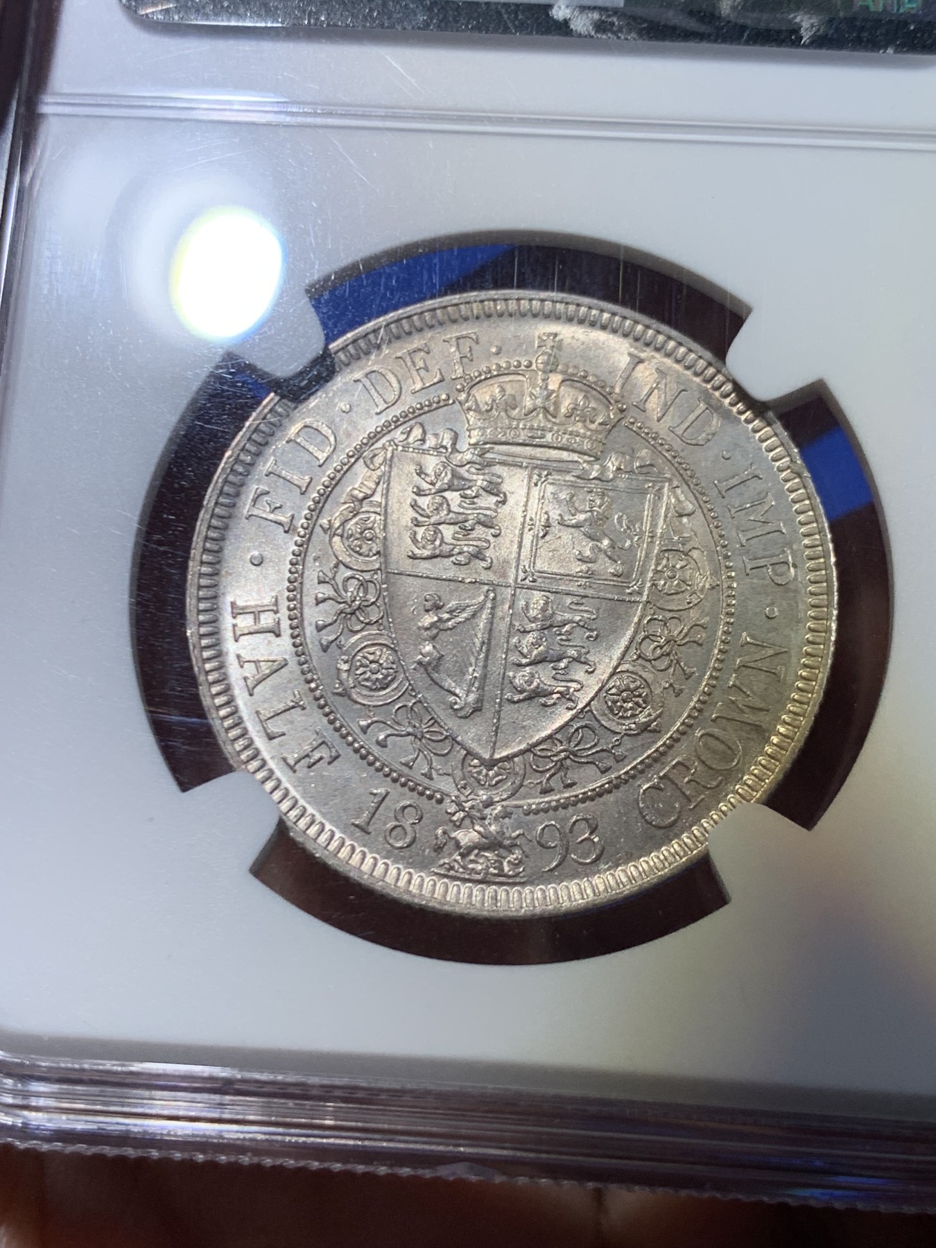 《竞宝斋》第263场-周日，周一 2场连拍 (全场包邮) NGC MS62 英国 1893年 维多利亚 半克朗 银币（首年版本，银光熠熠，难得好品）