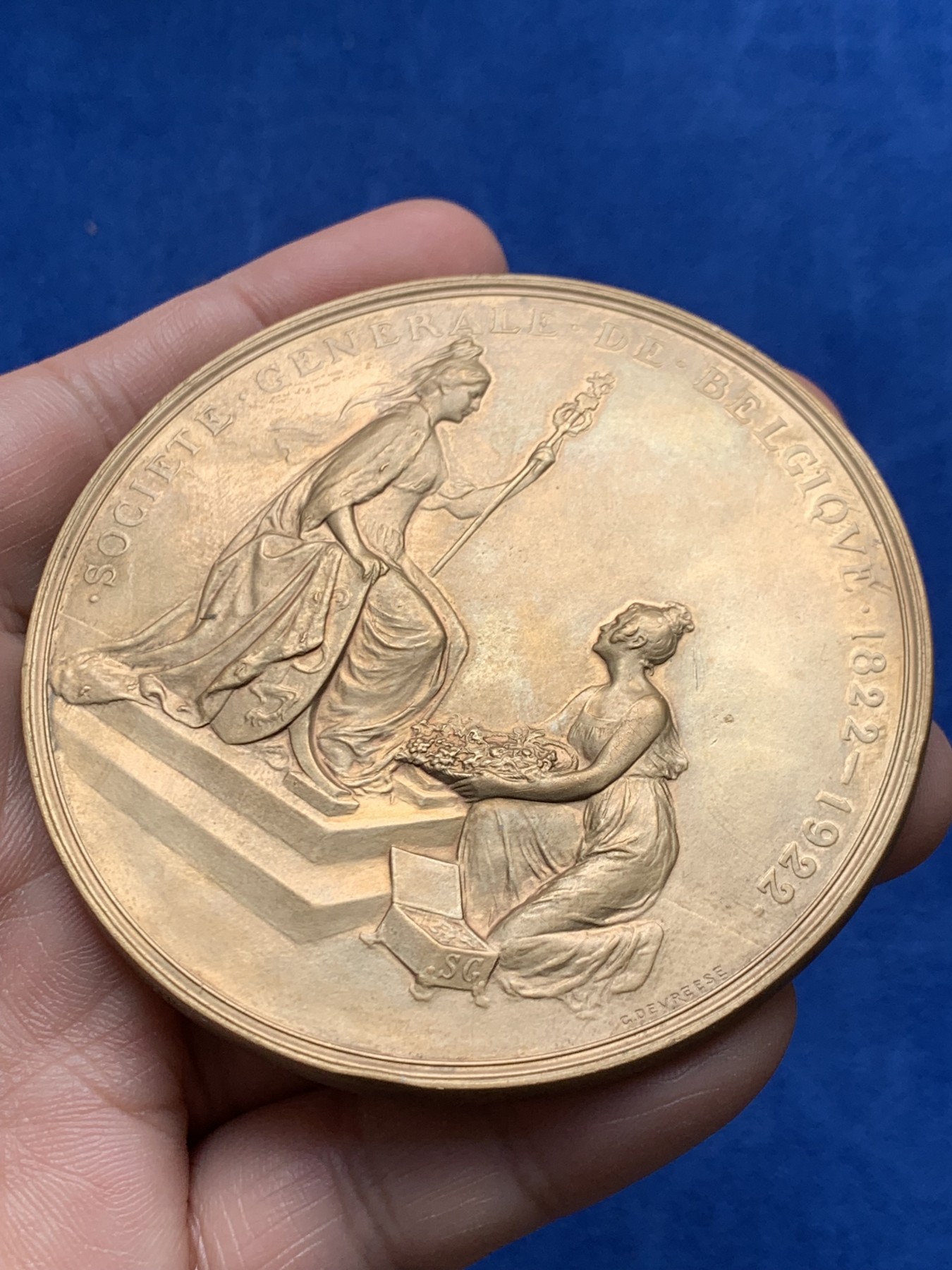 《竞宝斋》第263场-周日，周一 2场连拍 (全场包邮) 法国 1922年 兴业银行成立100周年纪念铜章 126.6克 75.3mm