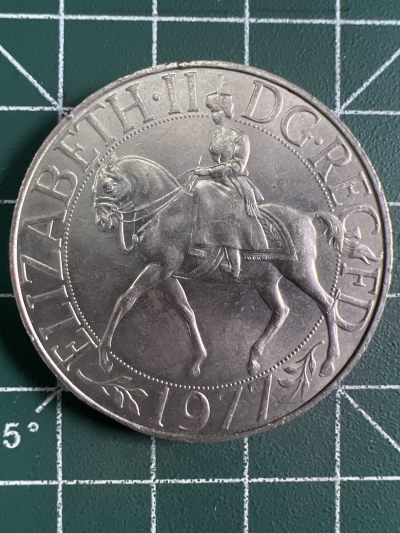 第591期 硬币专场 （无押金，捡漏，全场50包邮，偏远地区除外，接收代拍业务） - 英国1977年女王骑马克朗币
