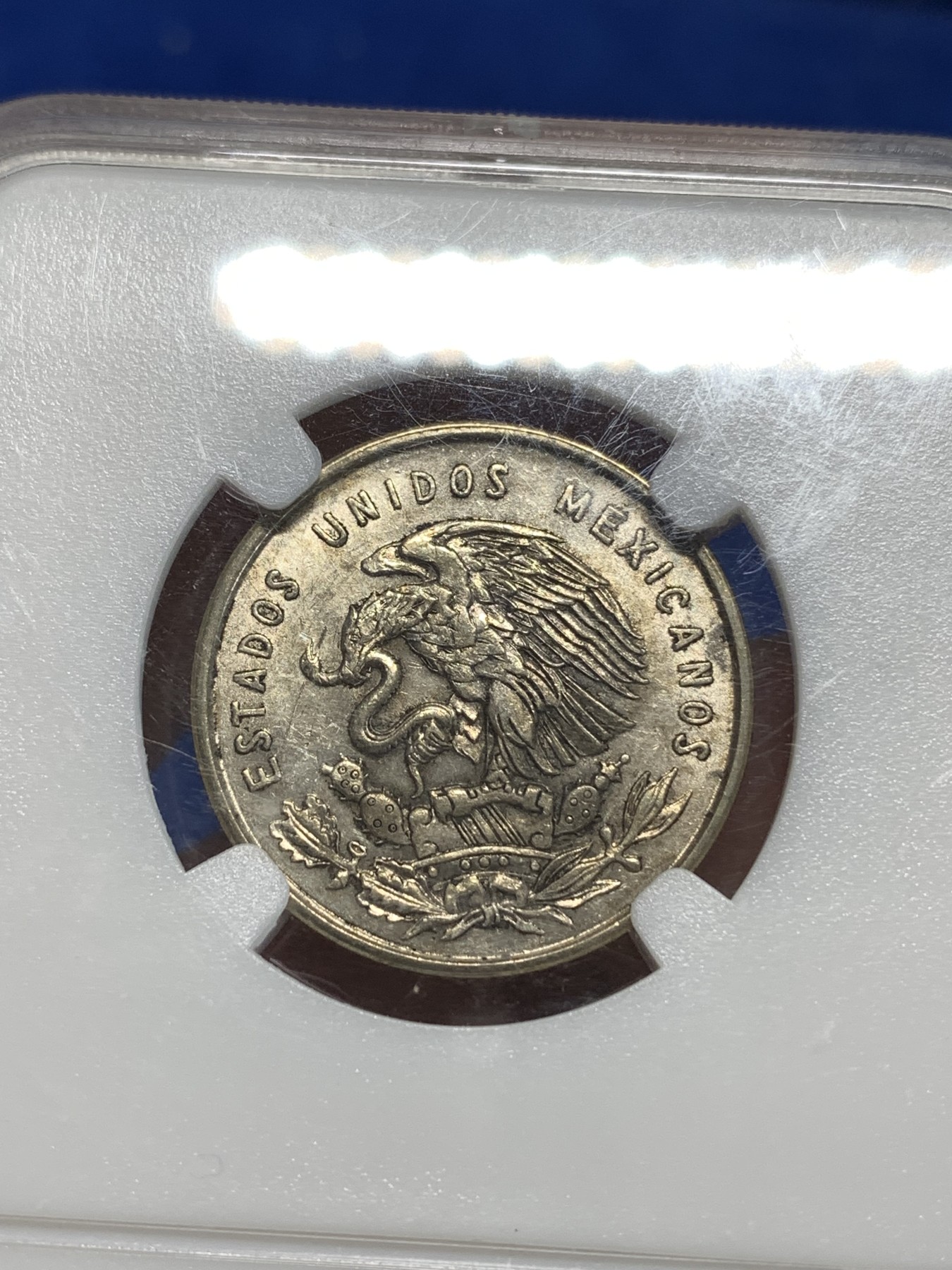 《竞宝斋》第264场-周日，周一 2场连拍 (全场包邮) 保粹 MS61 1950墨西哥50分银币