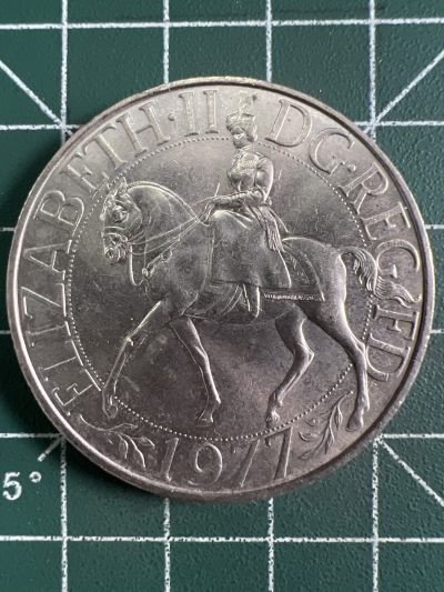 第590期 硬币专场 （无押金，捡漏，全场50包邮，偏远地区除外，接收代拍业务） - 英国1977年女王骑马克朗币
