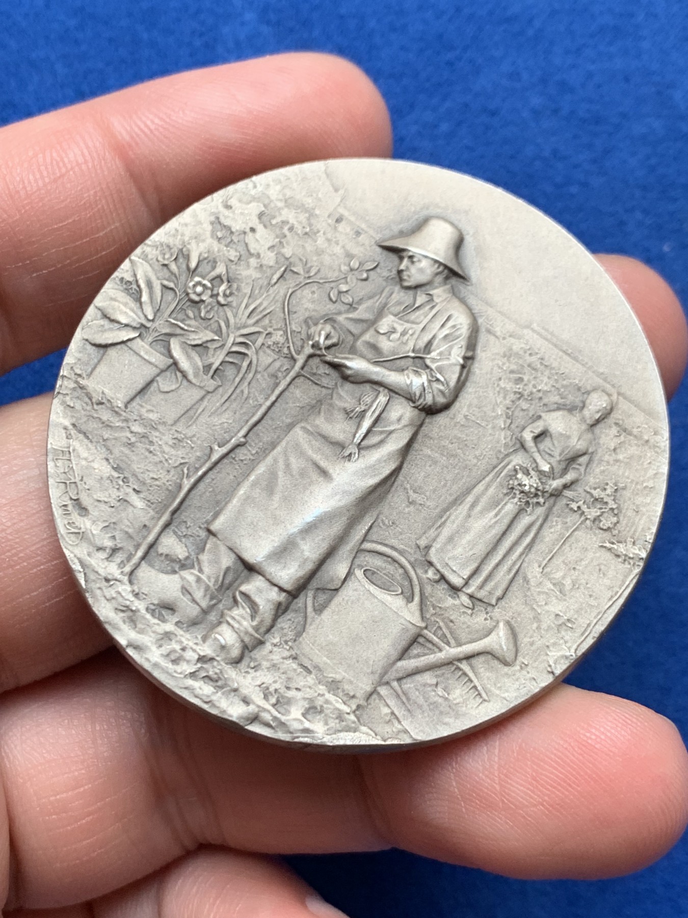 《竞宝斋》第264场-周日，周一 2场连拍 (全场包邮) 法国迪耶普 十九世纪初 农业纪念 银章 61.95克 49.5mm 丰饶角银标