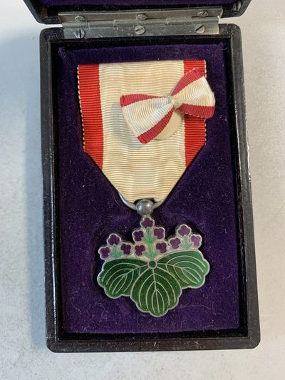 远东徽章小铺第二期5月1日晚上九点结束 - 明治七等青色桐叶