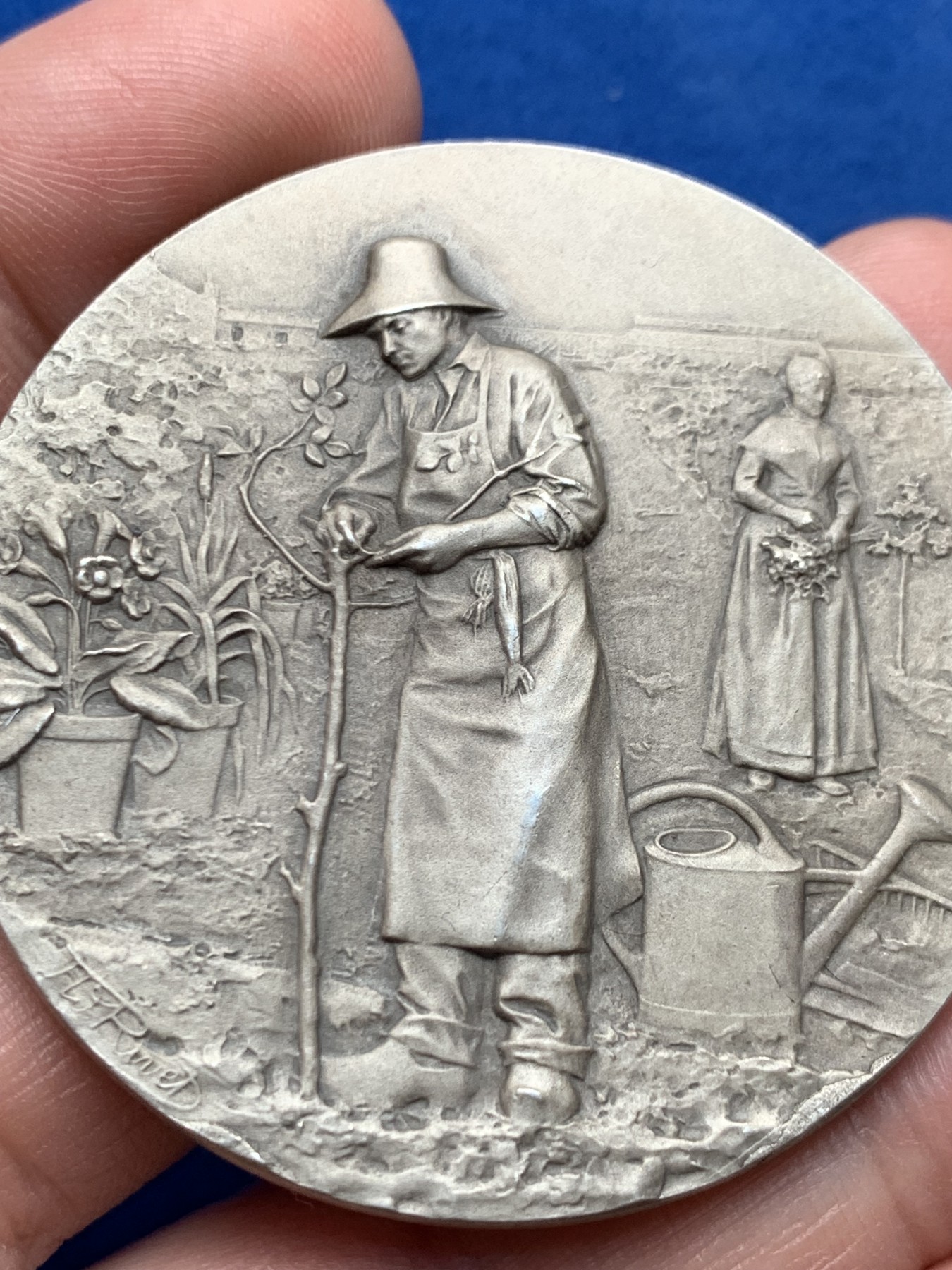 《竞宝斋》第264场-周日，周一 2场连拍 (全场包邮) 法国迪耶普 十九世纪初 农业纪念 银章 61.95克 49.5mm 丰饶角银标