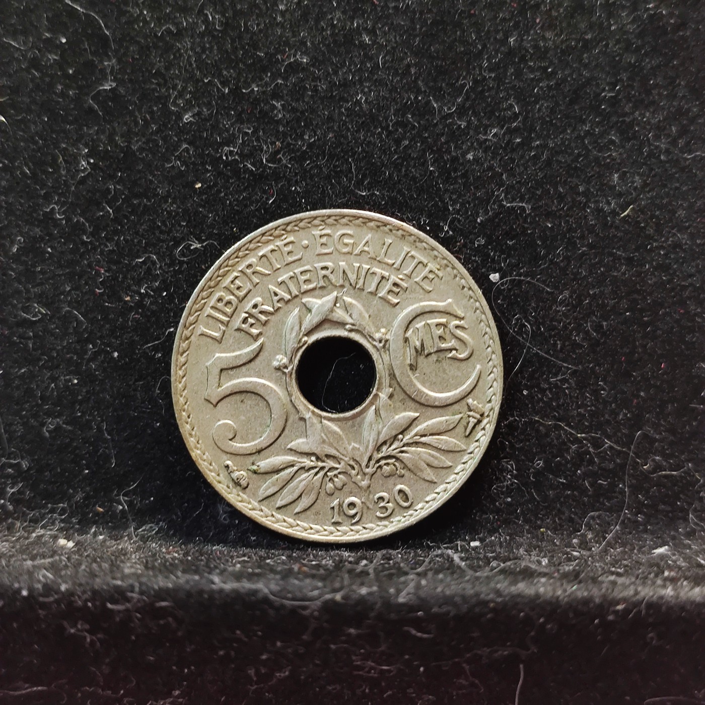 【城南旧事】世界钱币专场-五一精品场 法国1930年中孔5分好品