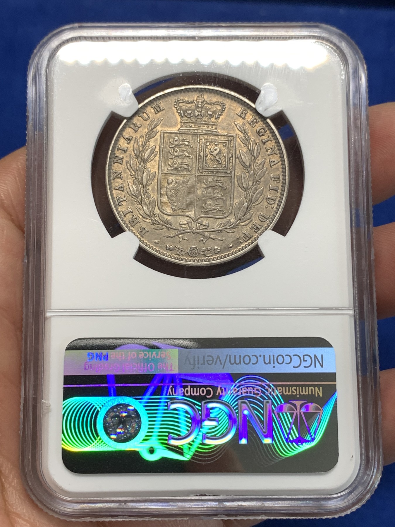 《竞宝斋》第264场-周日，周一 2场连拍 (全场包邮) NGC AU55 英国 1846年 半克朗 青年维多利亚 银币（经典的青年维多利亚头像，难得的好品）