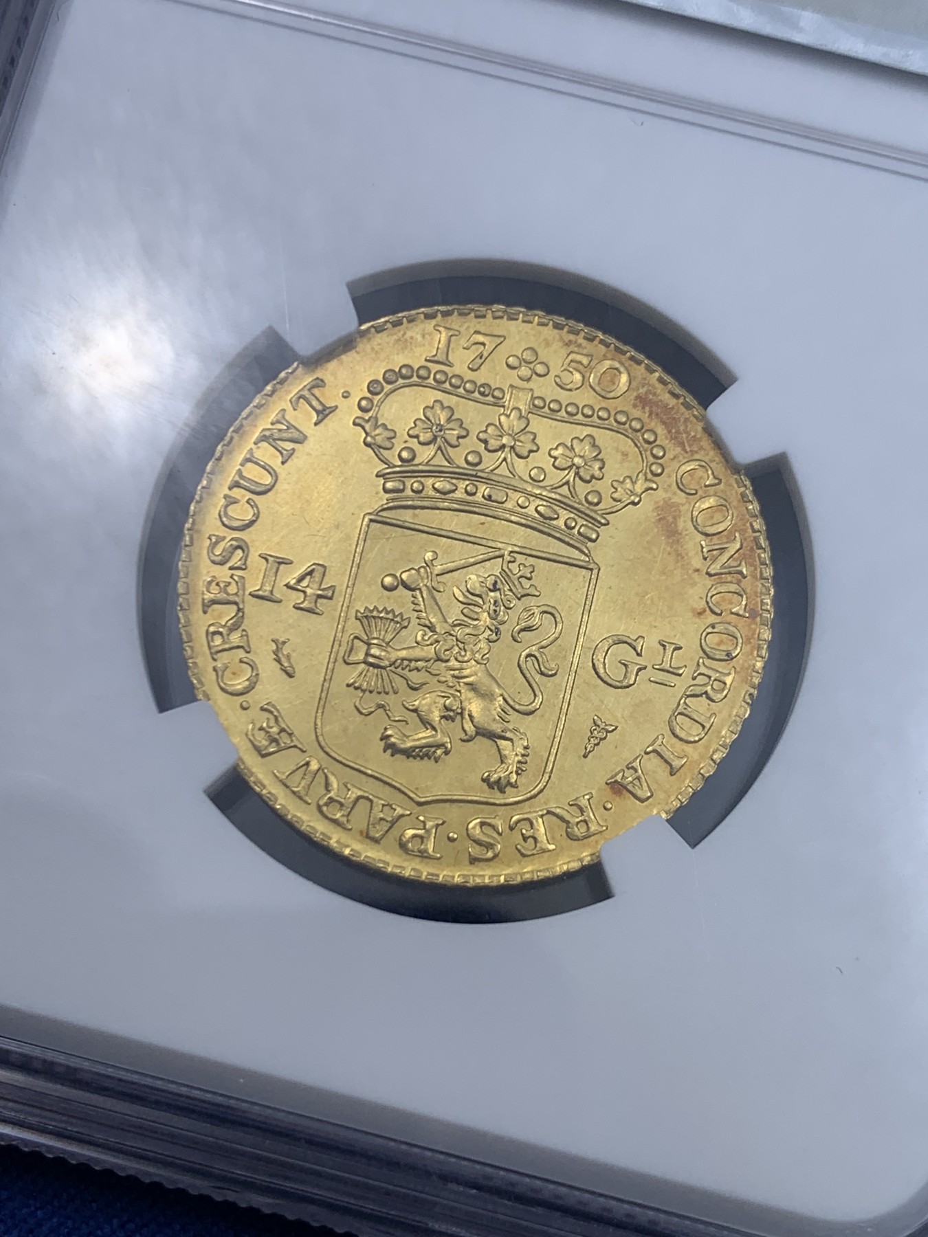 《竞宝斋》第264场-周日，周一 2场连拍 (全场包邮) NGC MS62 荷兰 1750 荷兰省 14盾 马剑金币 10克 920金 精巧细致 1963 后铸版本 资料显示也是该版本唯一的一次后铸