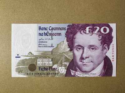 《张总收藏》149期-五一外币小高货场 - 爱尔兰20镑 UNC 1997年末版 局部荧光