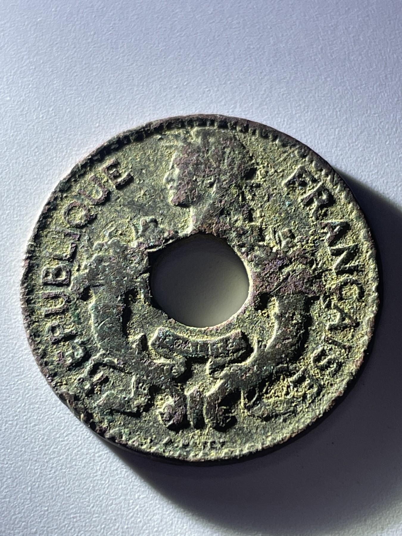 神仙姐姐散币好品专场第三十七期（无佣金满邮自动发出 1939年法属印度支那5分