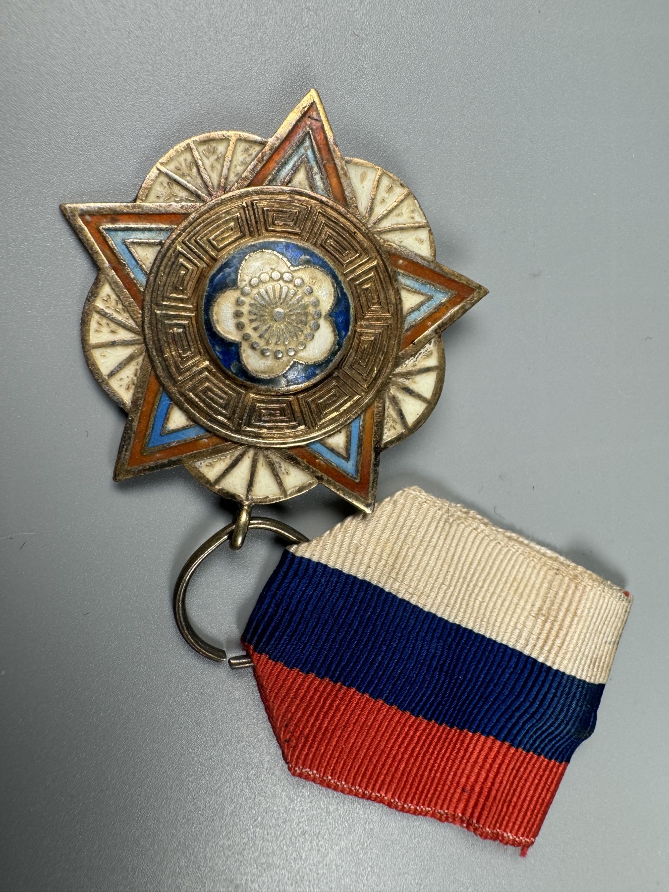 秋玥章舍第二期 29.陆海空军奖章乙种一等9985