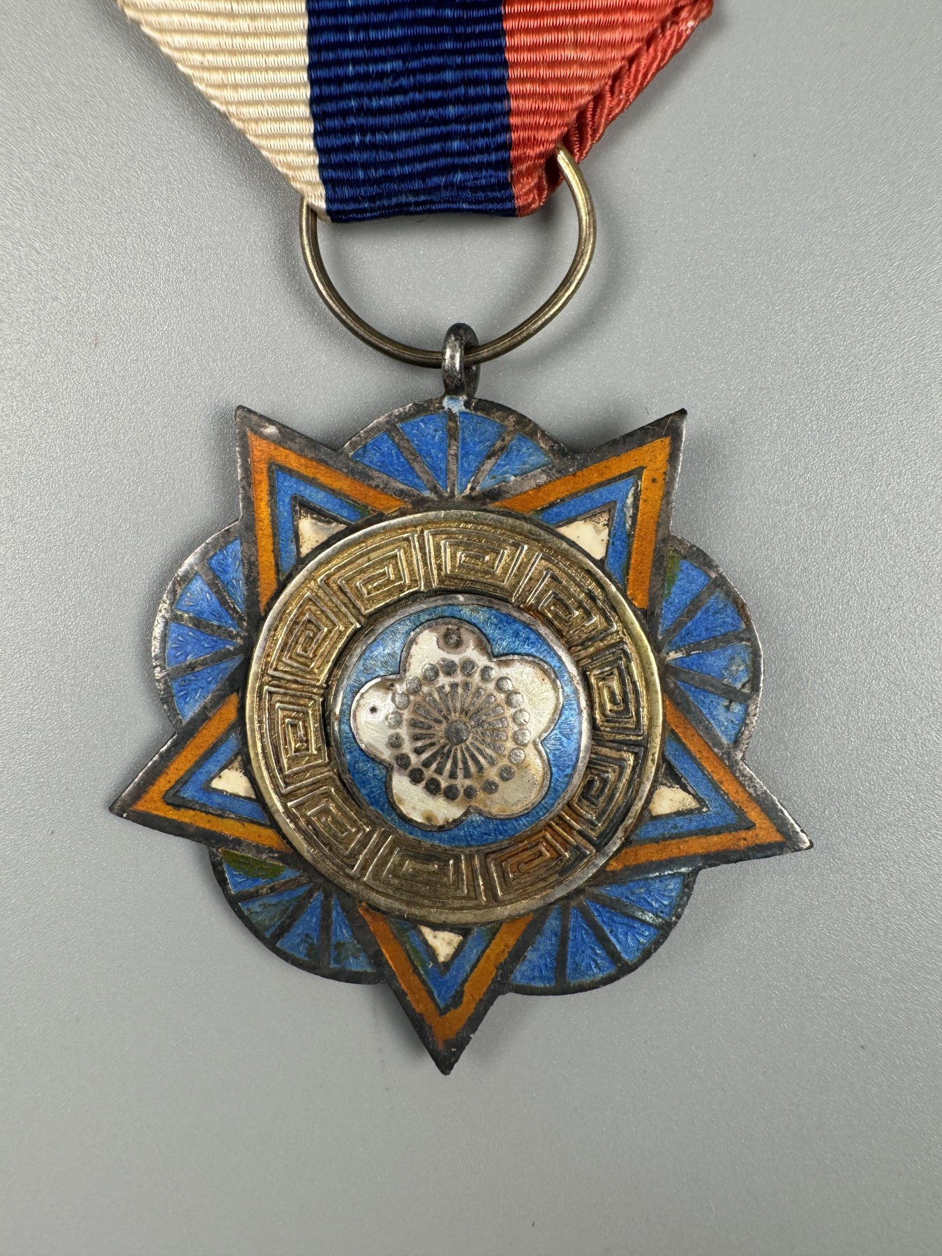 秋玥章舍第二期 28.陆海空军奖章乙种二等9254