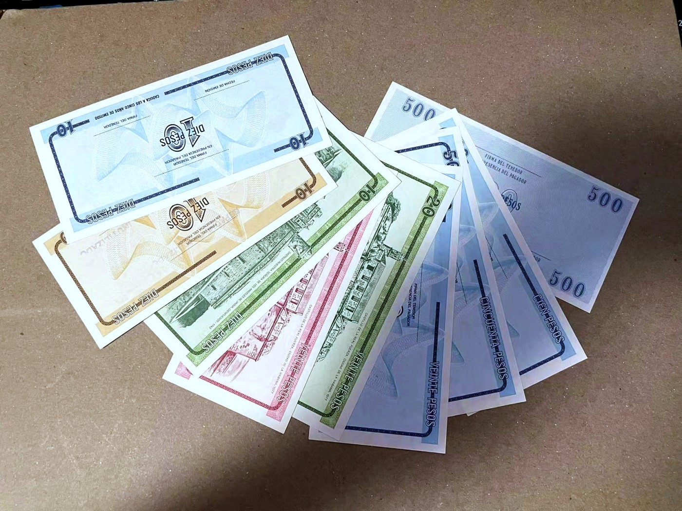 【Blue Auction】✨世界纸币精拍第470期【精】 【一组9张】古巴 不同版本10-500比索 外汇兑换券 全新UNC 