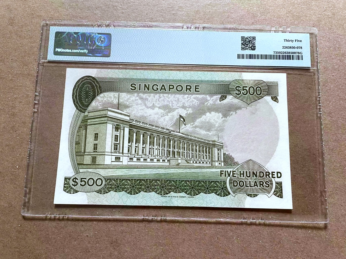 【Blue Auction】✨世界纸币精拍第470期【精】   【A/1首发冠 升值品种】新加坡 首套 花版 1972年500元 高值少见 PMG35 票面白净状态非常好 适合自藏 绝美国花胡姬花 背面系新加坡位于St.Andrew's街道的政府大楼 