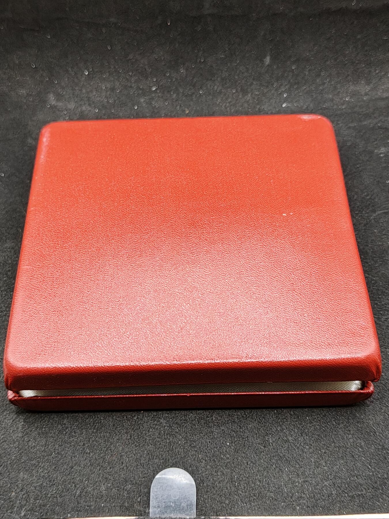 全场0元起拍 第153期 咸鱼国勋章拍卖专场 5月5日（周日）下午6：00开始 蒂冈教皇国聖墓骑士团勋章大军官级星芒章带略