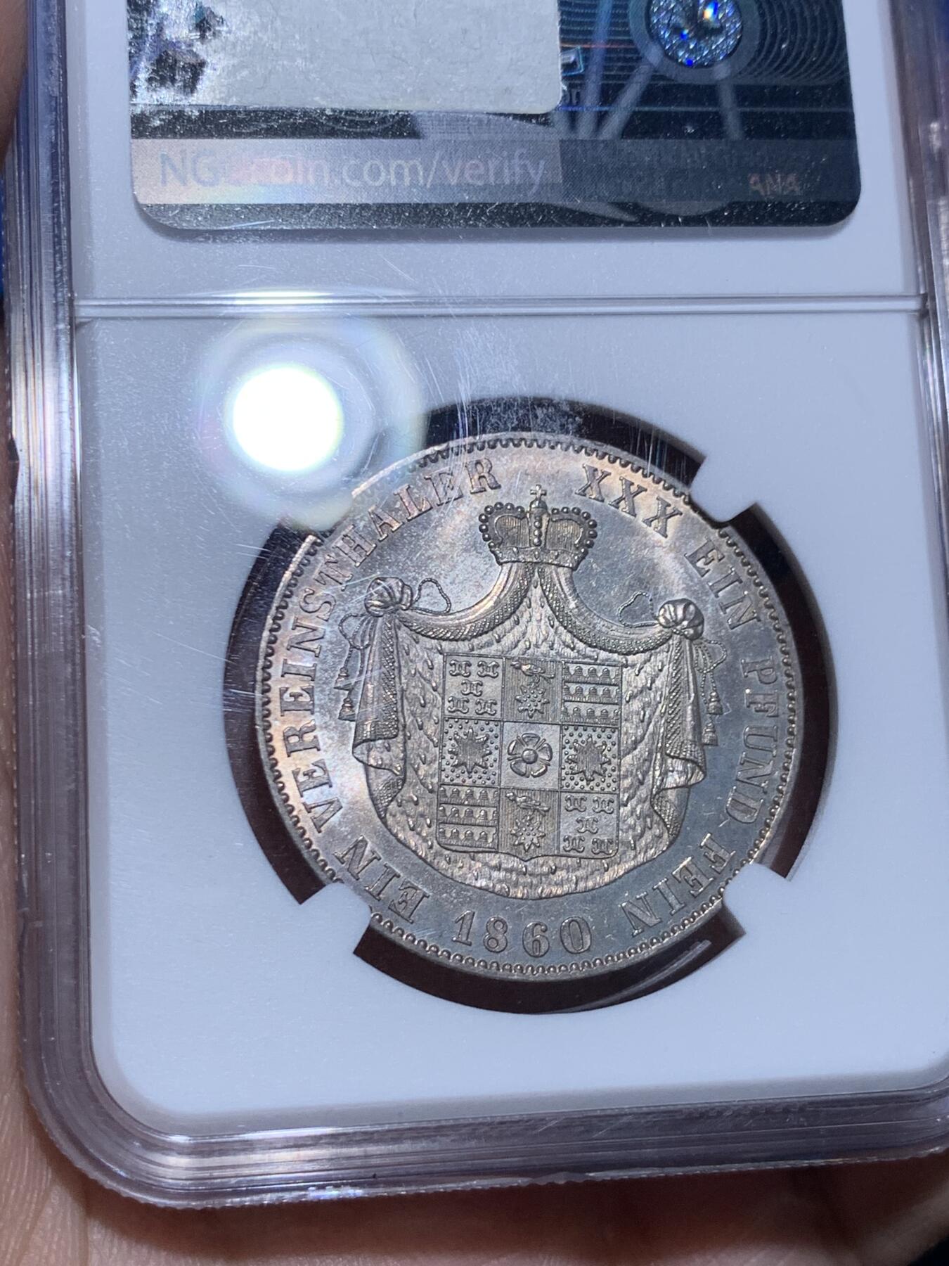 《竞宝斋》立夏专场特拍 （第2-1场）全场顺丰包邮 265场 NGC MS63 德国1860年利普-德特莫尔德泰勒 德意志小邦国发行量少 设计精美 环彩金光 状态夺目