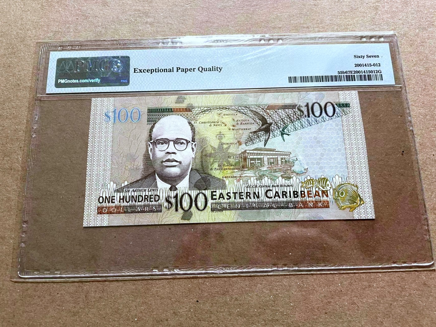 【Blue Auction】✨世界纸币精拍第470期【精】 东加勒比 2015年100元 女王 PMG67EPQ 高分