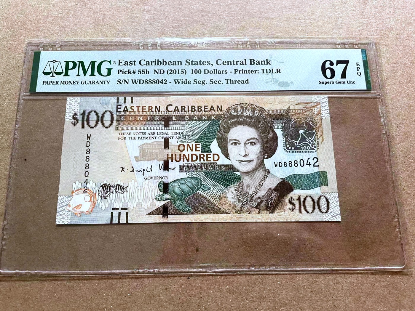 【Blue Auction】✨世界纸币精拍第470期【精】 东加勒比 2015年100元 女王 PMG67EPQ 高分