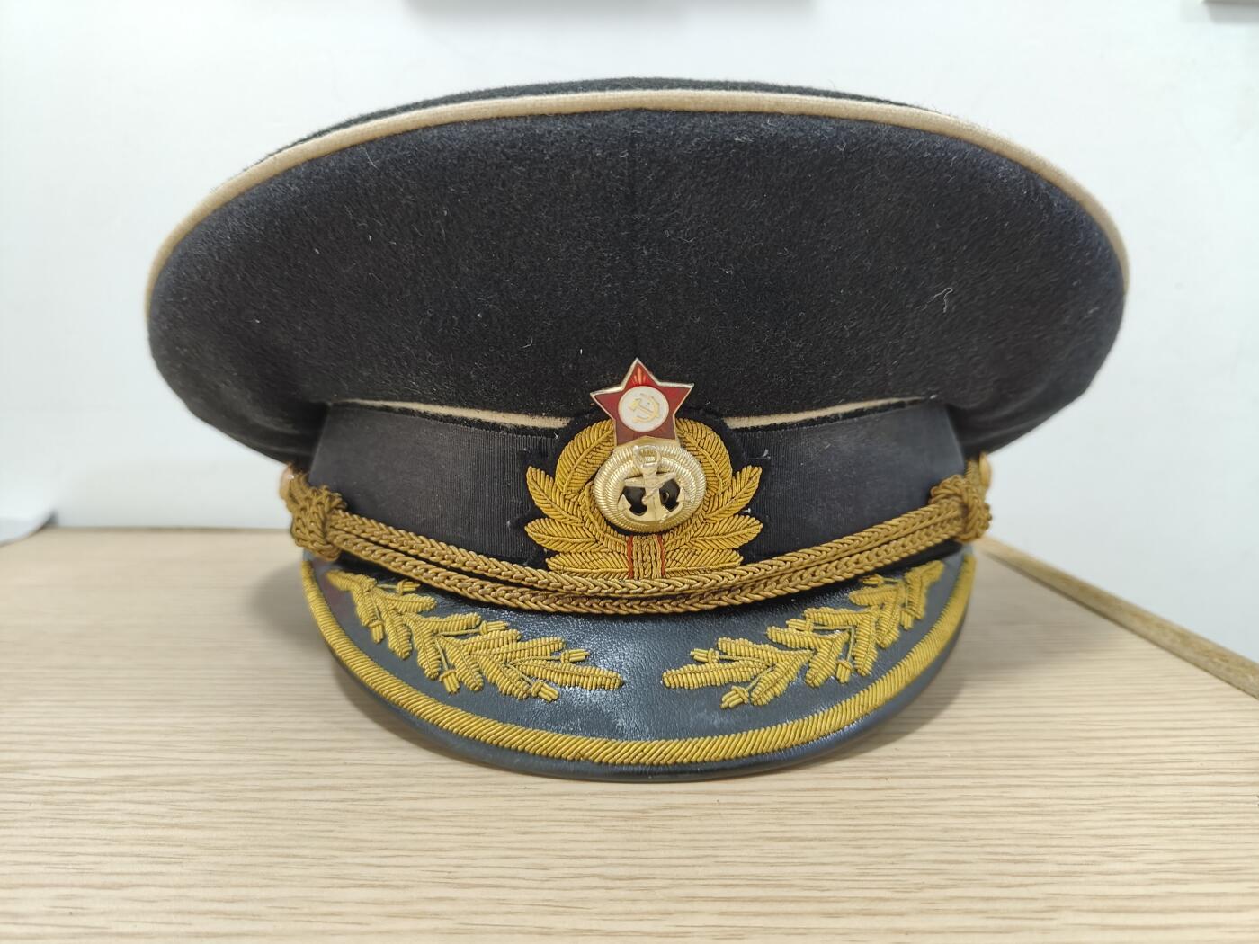 全场0元起拍 第153期 咸鱼国勋章拍卖专场 5月5日（周日）下午6：00开始 苏联海军将官大檐帽 58CM