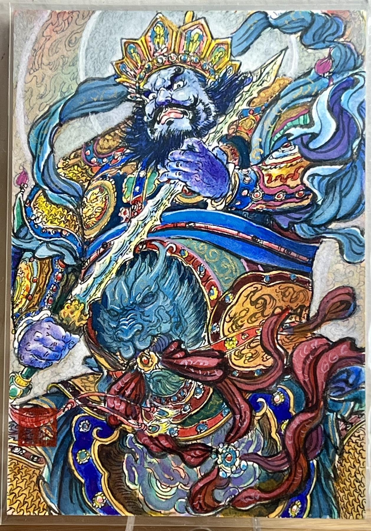 白泽拍卖卡牌专场第1期 2024 昆仑万象 南方增长天王 权迎东手绘大卡 12.5cm*8.6cm 卡夹封装 最后面是跟普卡对比图