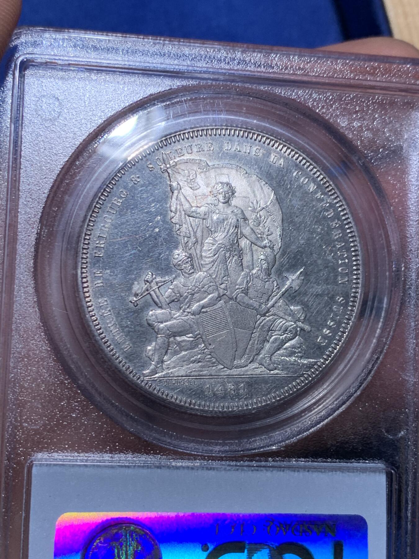 《竞宝斋》立夏专场特拍 （第2-1场）全场顺丰包邮 265场 PCGS MS62 瑞士1881弗里堡联邦射击节5法郎银币 P老盒 上支撑微磕