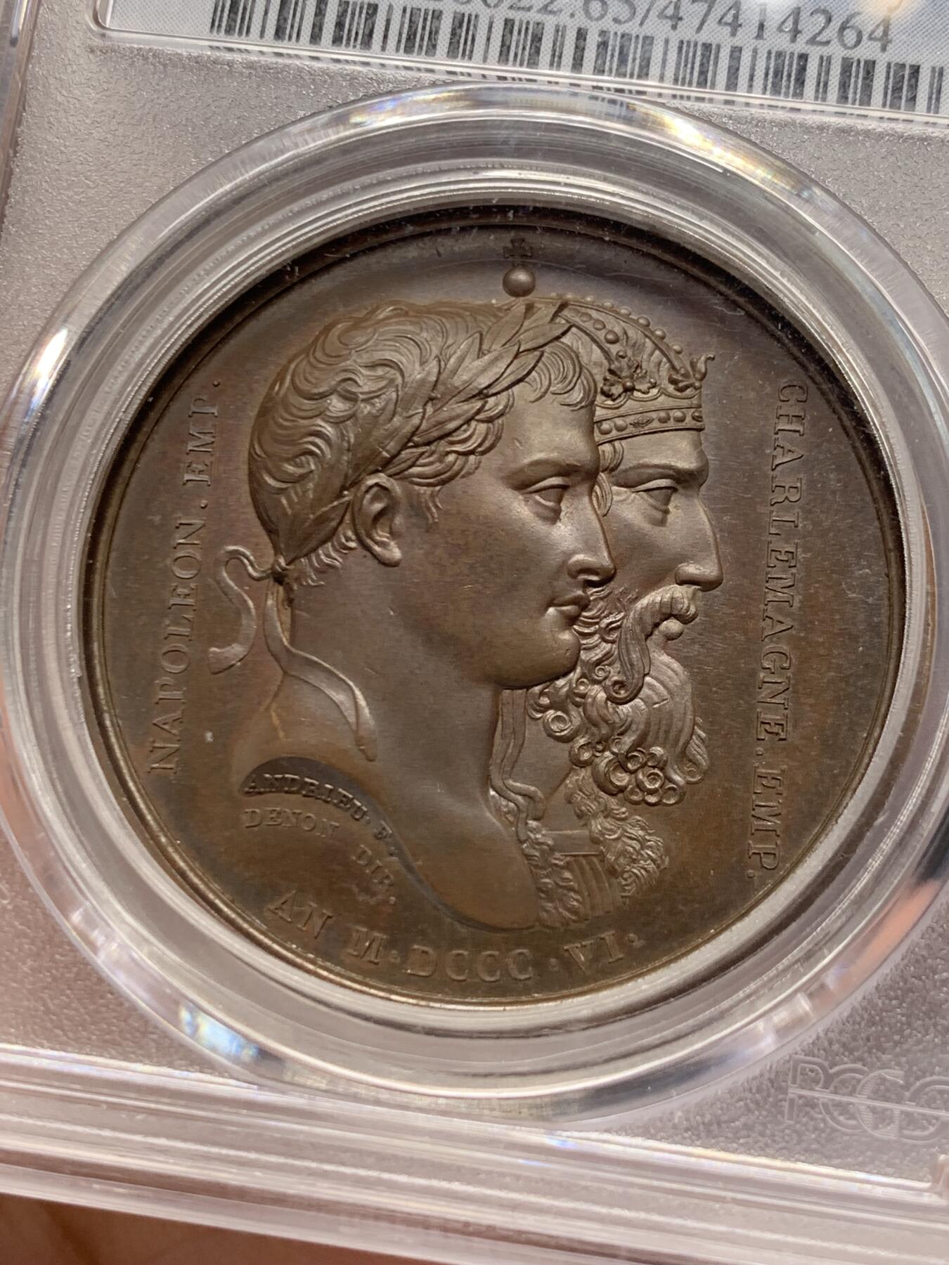 《竞宝斋》立夏专场特拍 （第2-1场）全场顺丰包邮 265场 PCGS SP65 冠军分 法国1806年拿破仑一世结盟萨克森原铸铜章  正面拿破仑和查理曼大帝的并肩半身像 背面萨克森圣人维杜金德和带领神罗走向顶峰红胡子腓特烈一世 暗喻拿破仑要做查理曼大帝的继承人 是罗马正统 全欧洲的皇帝