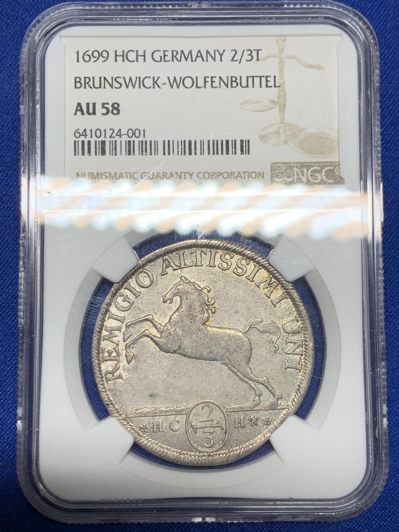 《竞宝斋》立夏专场特拍 （第2-1场）全场顺丰包邮 265场 NGC AU58 德国 1699年 布伦瑞克 飞马 2/3泰勒银币 带包浆 很不错