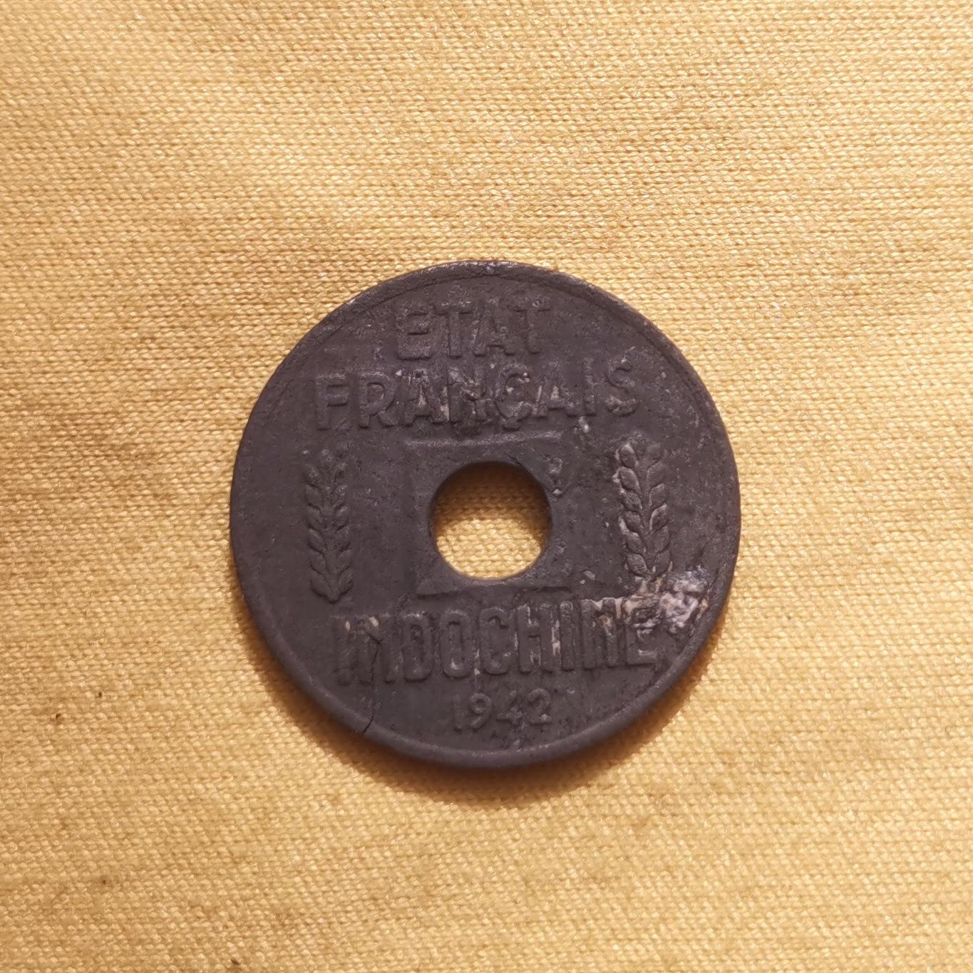 【易洋钱喜】第58场 外国硬币专场，本场满88元包邮，本店在第59场之后不再上架 1942年  法属印度支那  1/4分