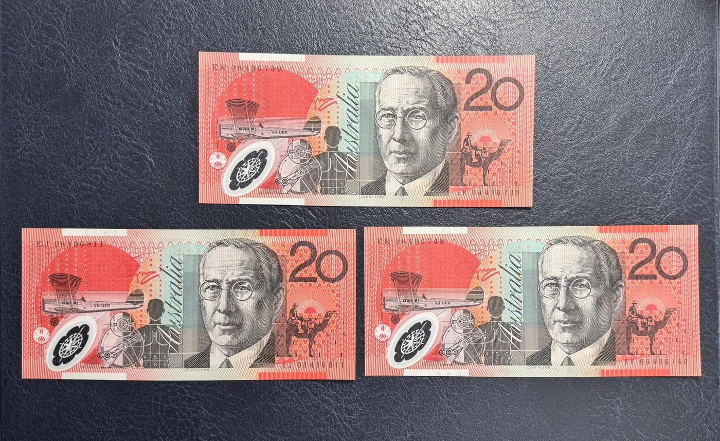 收藏联盟Quantum Auction 第343期拍卖  澳大利亚2008年20元三张 品相全新UNC 早期年份 “皇家飞行医生服务”组织创始人 牧师 约翰.弗林