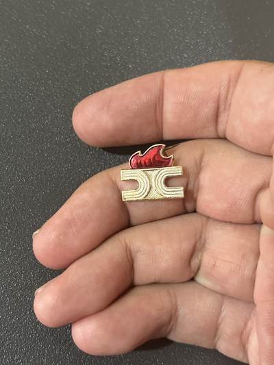 古冰库章牌勋赏收藏0起拍卖 - 全国第二届工运会 发给当年成绩好的工人同志