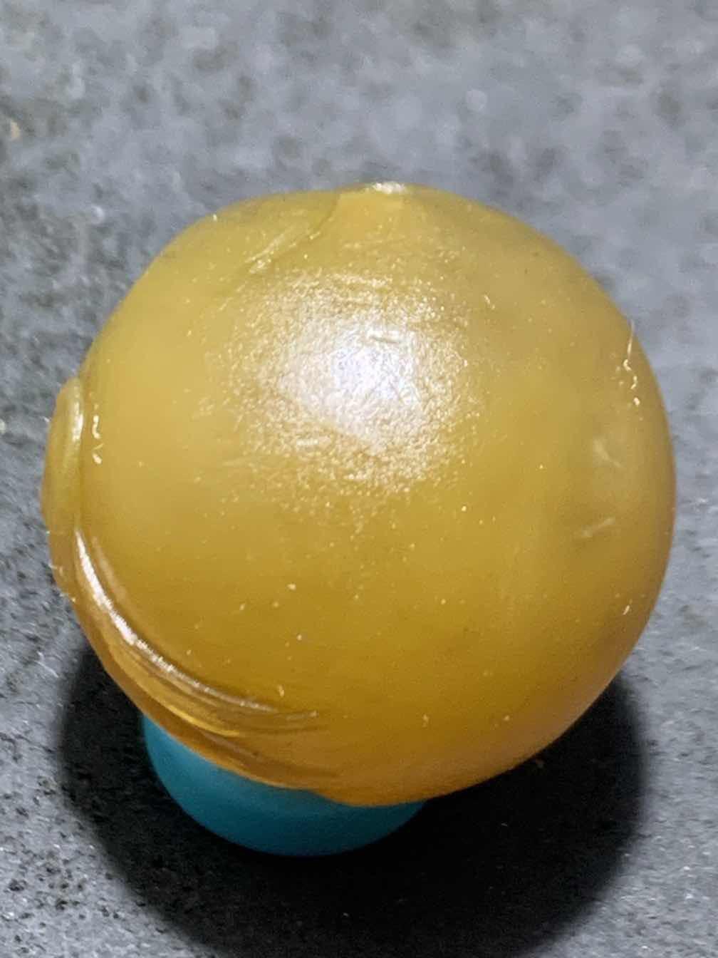 精美亚光高玉化战国红玛瑙手工雕刻忠义关二爷圆珠一个，
