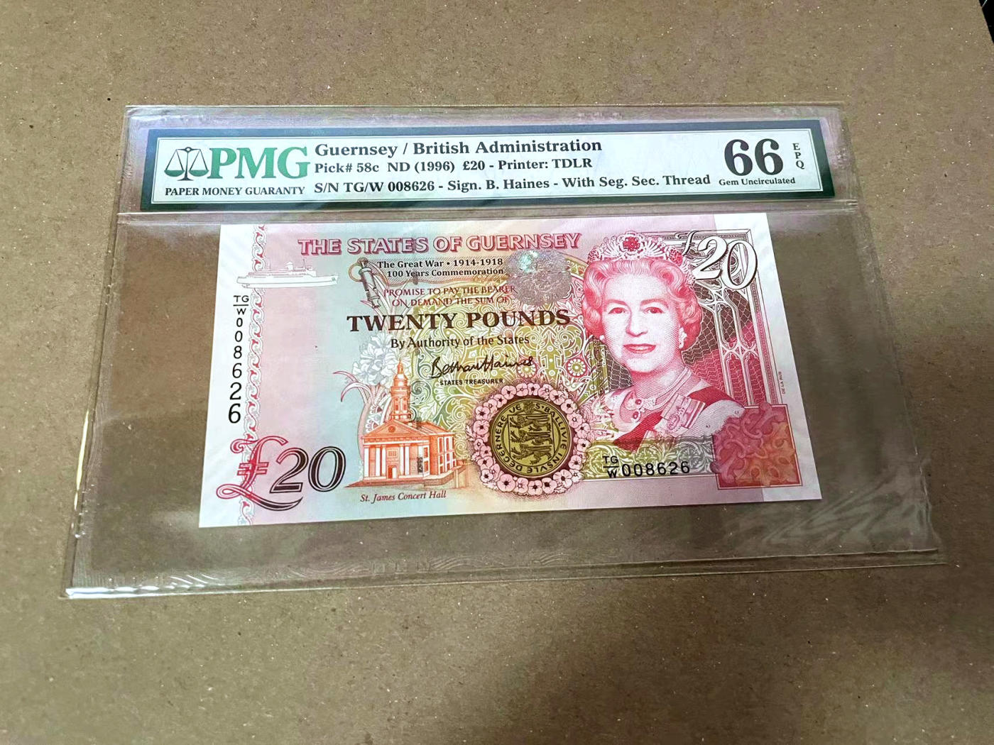 【Blue Auction】✨世界纸币精拍第471期【精】 【千位小号无47】根西 1996年20镑 PMG66EPQ 女王
