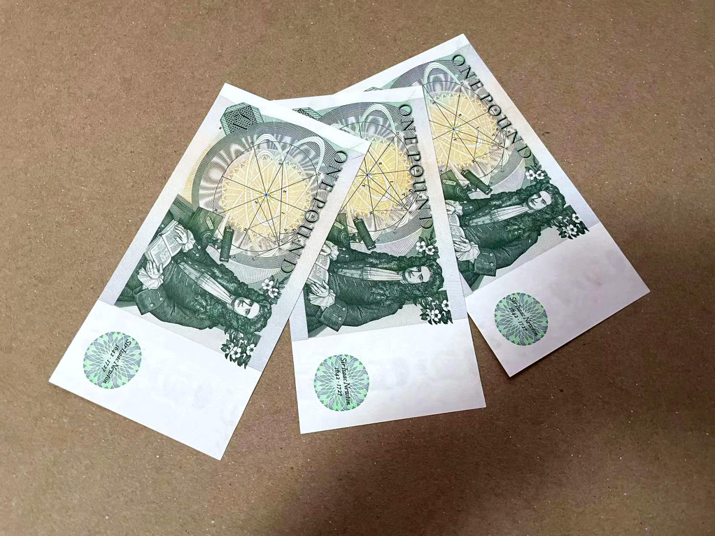 【Blue Auction】✨世界纸币精拍第471期【精】 【一组4张】英国 D序列1镑 UNC/UNC-&A序列10先令 UNC-