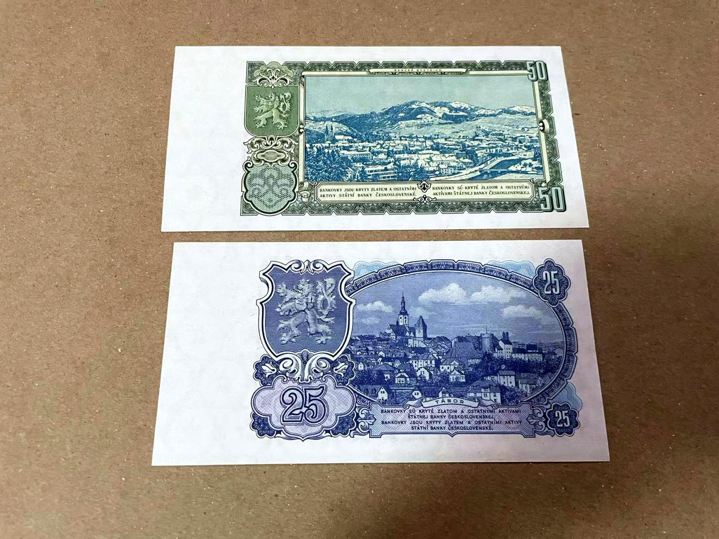 【Blue Auction】✨世界纸币精拍第471期【精】 【一组3张】捷斯 1953年25-50克朗 全新UNC 含无47&第二套人民币 1953年5角 AU品相