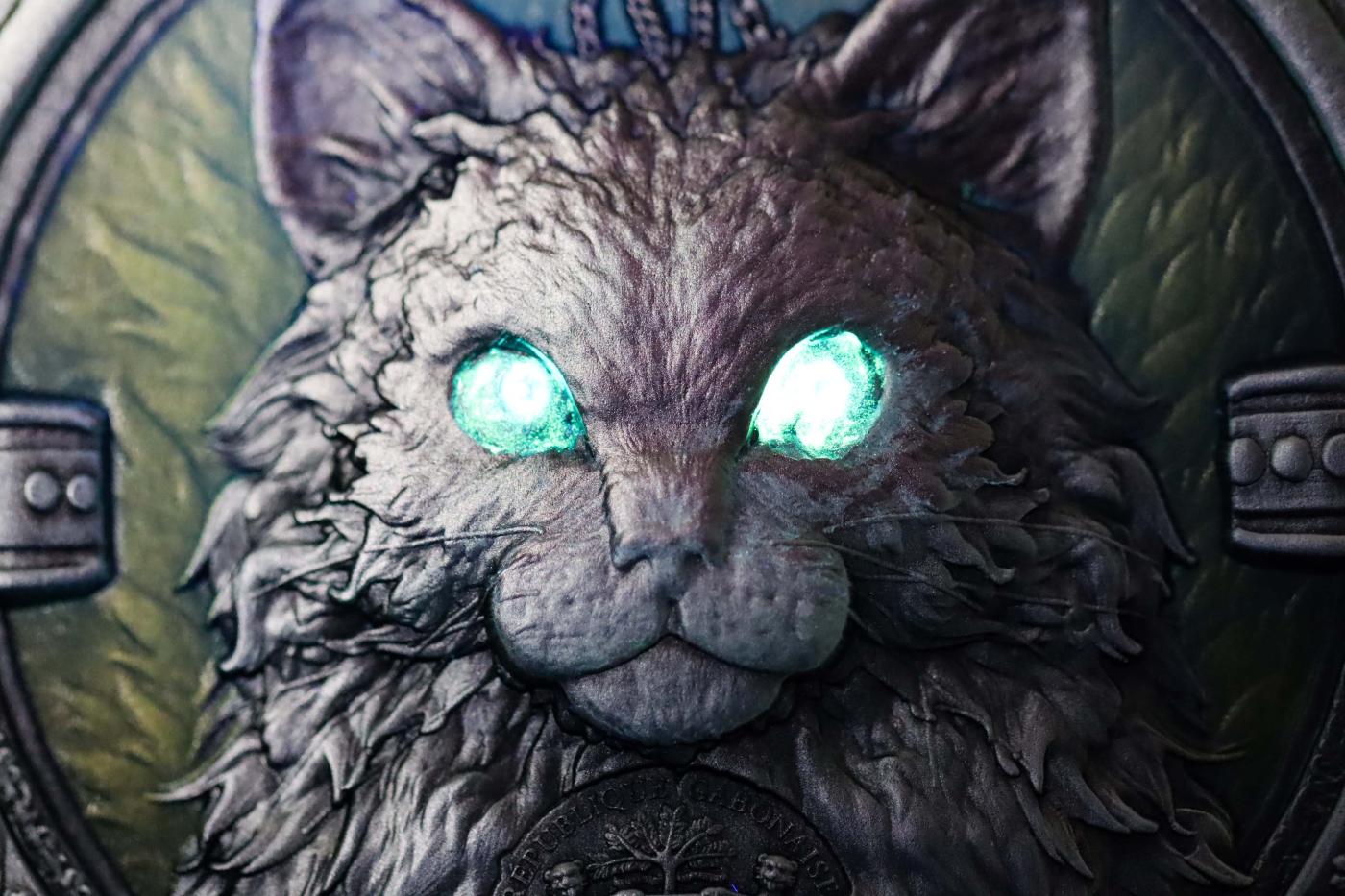 CSIS-GREAT评级精品钱币拍卖第二百四十五期 加蓬2025年海上舰猫2盎司仿古双面彩色夜光高浮雕纪念银币