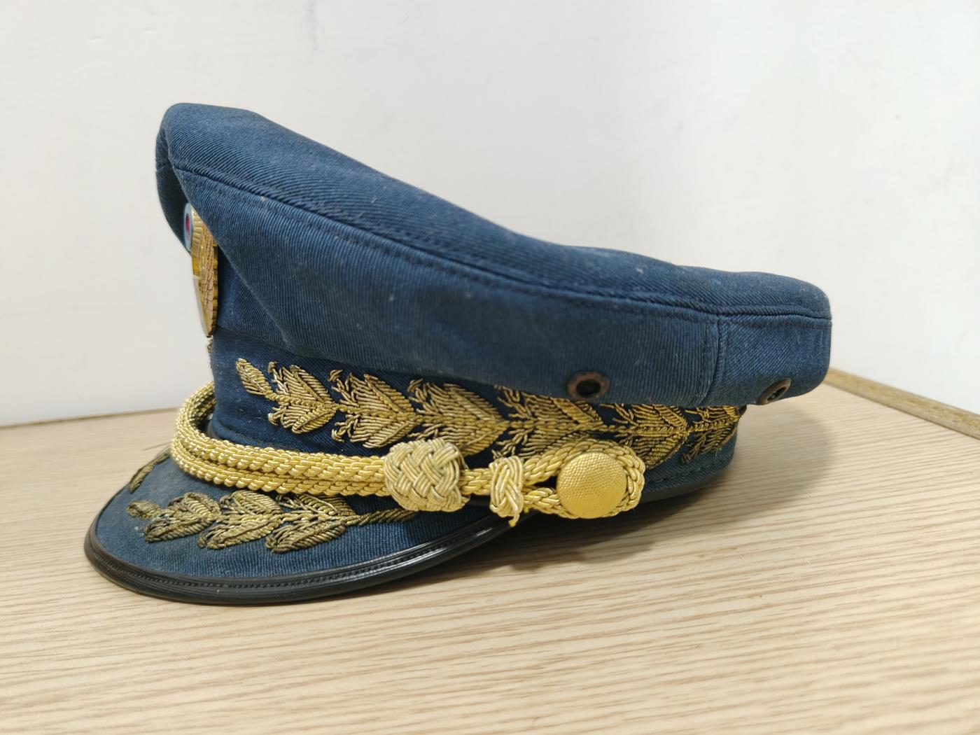 全场0元起拍 第154期 咸鱼国勋章拍卖专场 5月8日（周三）下午6：00开始 委内瑞拉空军将官大檐帽 56CM