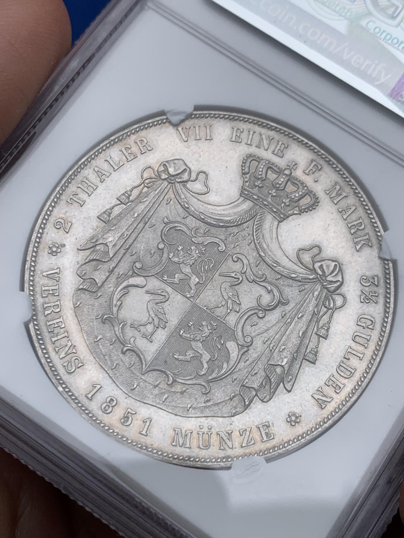 《竞宝斋》立夏专场特拍 （第2-1场）全场顺丰包邮 265场 NGC UNC 德国 1851 罗伊斯-格赖茨公国 2泰勒37克 大银币  资料记录发行量只有2400枚 稀缺品种