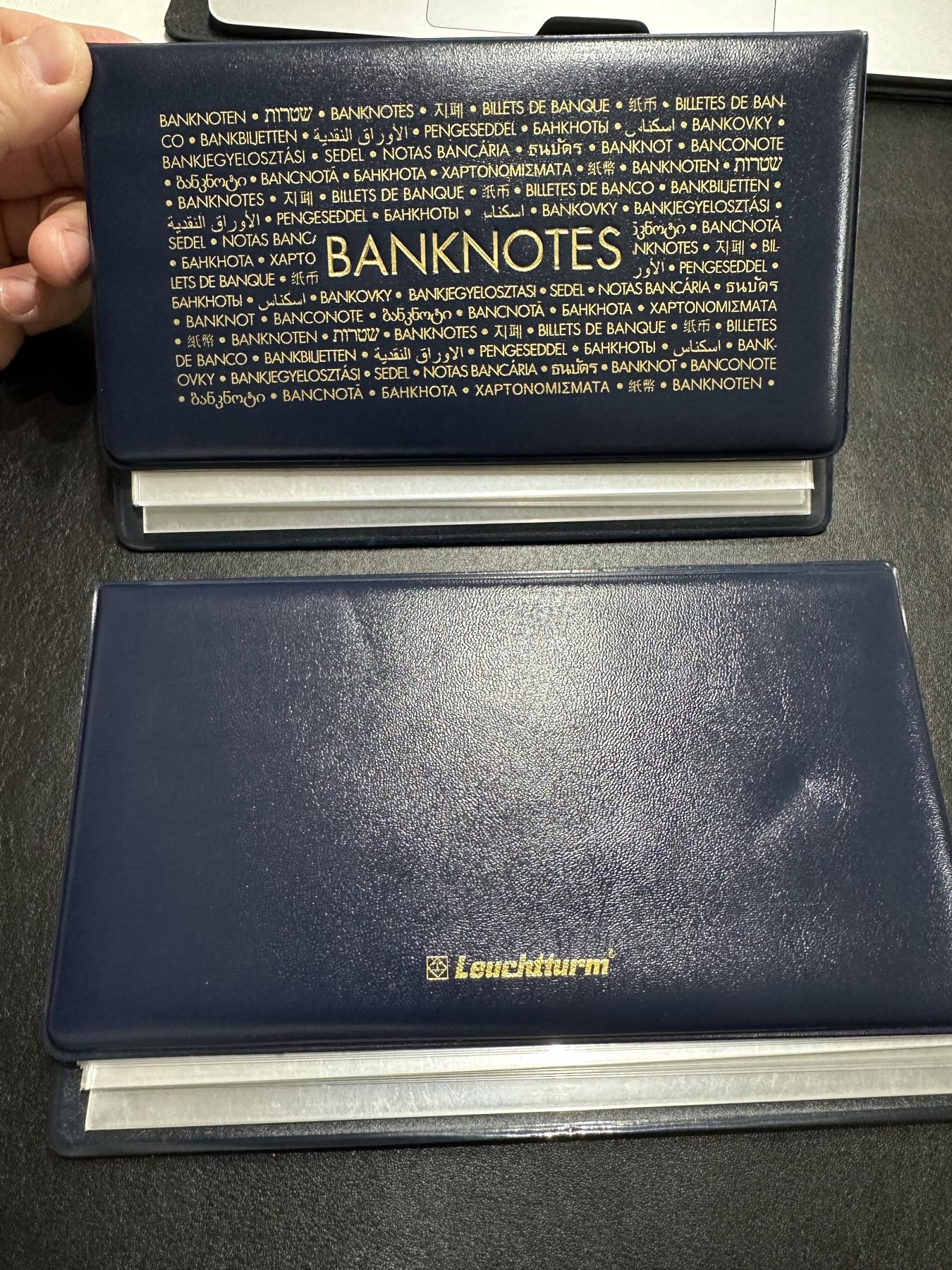 《外钞收藏家》第三百六十七期 两本德国灯塔原装进口 纸币收藏册适合放裸币+ PMG绿色皮革 评级钞保护收纳三个一起 全新