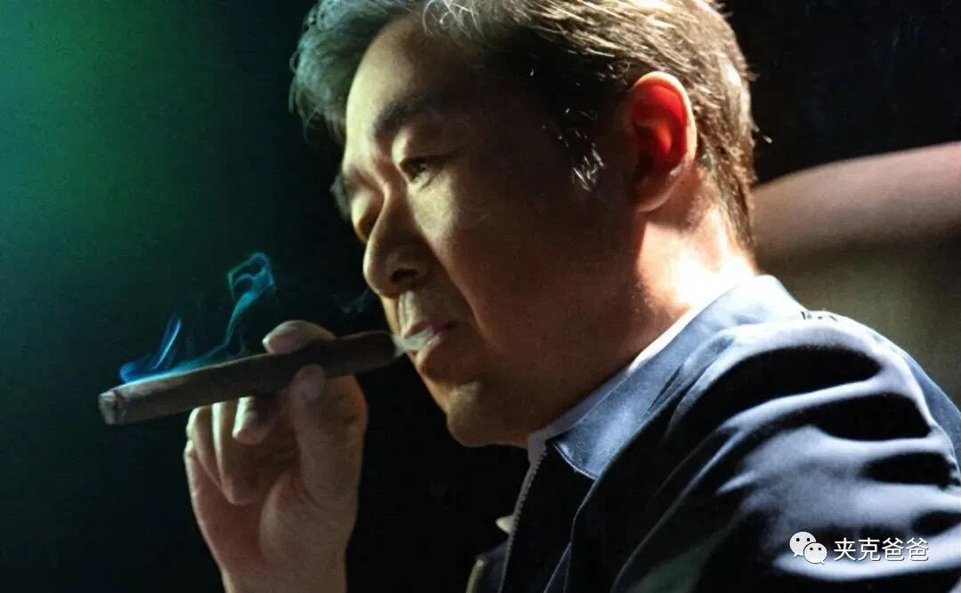 零元拍：张国立亲笔签名 那张艺谋导演作品《坚如磐石》IMAX原版海报，尺寸285*420mm