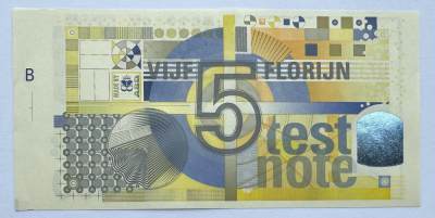 2024第19场（总第171期）：精品测试钞、纪念钞、连体钞综合场 - 荷兰皇家约翰JEZ 蓝色反光贴片5面值测试钞UNC（左侧边未裁切）