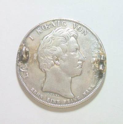 德国巴伐利亚1830年 女神拿花1泰勒大银币 极美品 - 德国巴伐利亚1830年 女神拿花1泰勒大银币 极美品