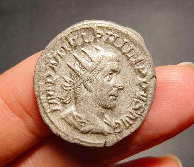 七河·丝路古国钱币杂件小拍（总第7期） - k10 古罗马帝国菲利普一世银币  
