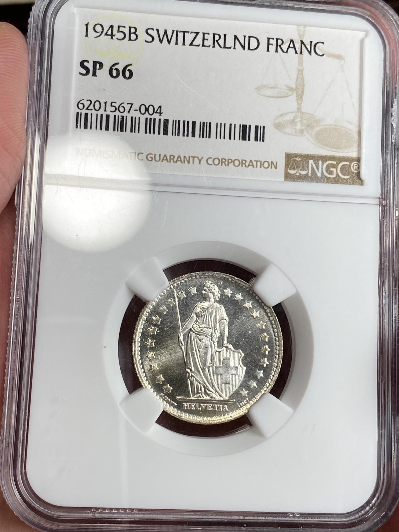 万国钱币拍卖第025期（槐月至·百币艳） NGC SP66 1945年瑞士联邦女神持盾1法郎 深度镜面