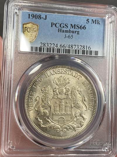 万国钱币拍卖第025期（槐月至·百币艳） - PCGS MS66 1908年德国汉堡双狮盾徽长翅5马克 汉堡的5马克中不管是长翅还是短翅除了1913之外能到达66这个级别的都可谓是凤毛麟角，肉眼几乎无瑕的状态，淡金彩加持，PC唯一冠军，亚军就是64，绝对的断档领先，错过一次再见不知何时。